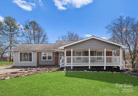 443 Picadilly Lane