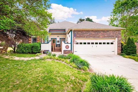 3024 Kern Drive sold home in Saddlebrook, Salisbury, NC