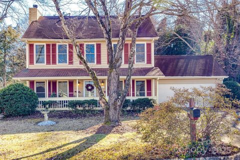 8000 Glencannon Drive