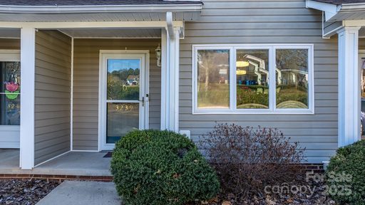 3239 White Oak Court sold townhome in White Oak Manor, Claremont, NC