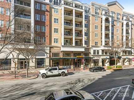 4620 Piedmont Row Drive 608