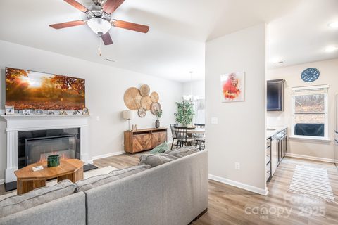 7216 Somerford Road sold home in Townes at Kingstree, Charlotte, NC