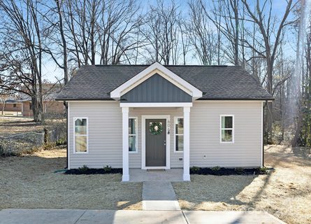 602 York Avenue sold home in Rolling Hills, Statesville, NC