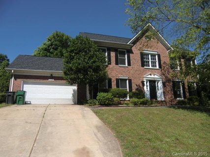 8026 Rittenhouse Circle