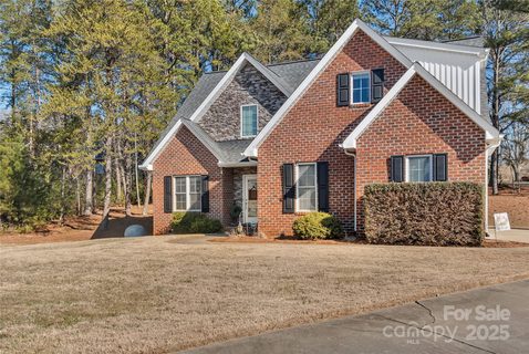 305 Goldfinch Court sold home in Grey Fox Forest, Shelby, NC