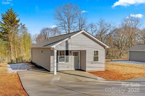 1443 Southwest Boulevard sold home in Meadowbrook Acres, Newton, NC