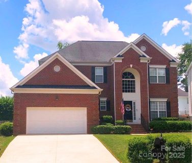 10409 Kilchurn Court sold home in Carlyle, Charlotte, NC