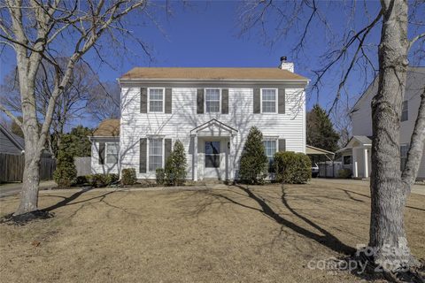 1687 Riverdale Drive sold home in Cantrell Court, Rock Hill, SC