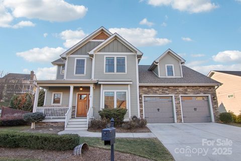 11 Barnrock Drive sold home in Hollabrook Farm, Mills River, NC