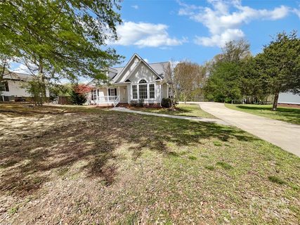 918 Clover Park Drive sold home in Park Place, Clover, SC