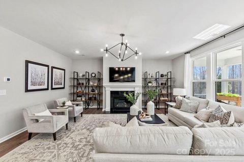 163 Holsworthy Drive