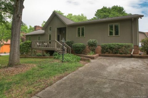 6107 Boulder Creek Lane