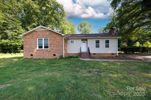 3988 Crestview Drive sold home in Lakewood, Rock Hill, SC