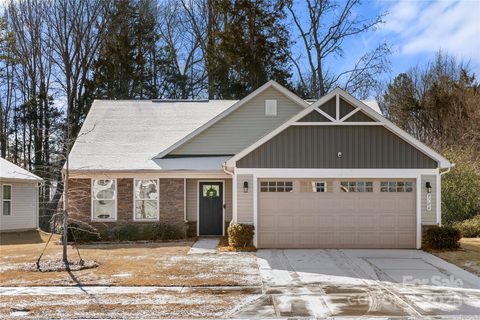 9706 Hamel Street sold home in Woodgrove, Charlotte, NC