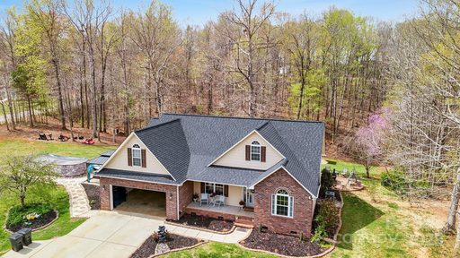 306 Bluegill Lane sold home in Poplar Ridge, Statesville, NC