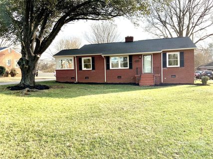 801 Broad Street sold home in Sunshine Terrace, Shelby, NC