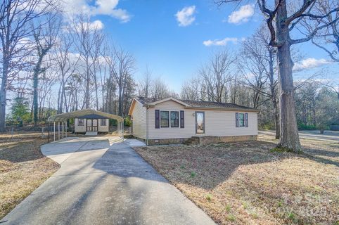 529 Kingfield Drive sold home in Kingfield, Concord, NC