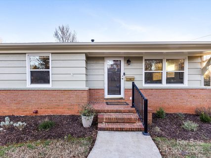 1908 Starbrook Drive