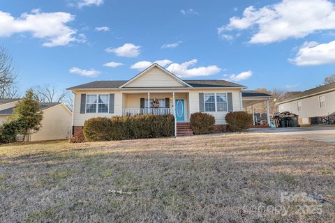 603 Helms Drive sold home in Oakview Estates, Lowell, NC