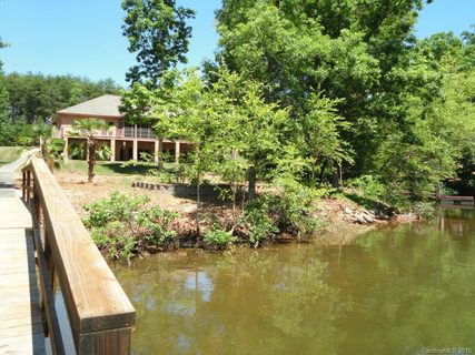 3594 Live Oaks Avenue sold home in Norman Plantation, Terrell, NC