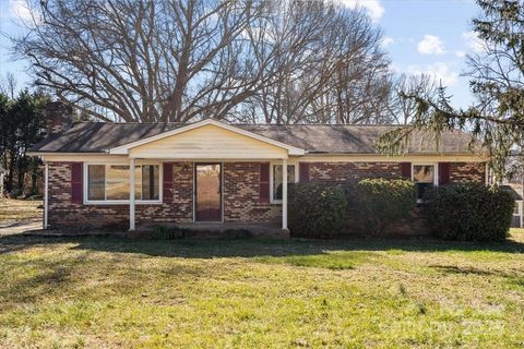 214 Costner Drive sold home in Pine Acres, Bessemer City, NC