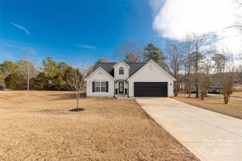2411 Morningside Drive sold home in Country Club Heights, Lancaster, SC