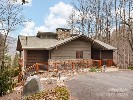 721 Winchester Creek Road sold home in Balsam Heights, Waynesville, NC
