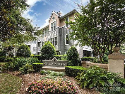 308 Queens Road 25 sold home in Queens Station, Charlotte, NC