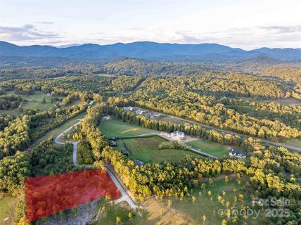 429 Pisgah Vista Road Lot 36 sold home in The Farm At Cane Creek, Fletcher, NC