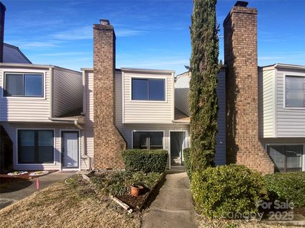 10945 Carmel Crossing Road sold townhome in Carmel Crossing, Charlotte, NC