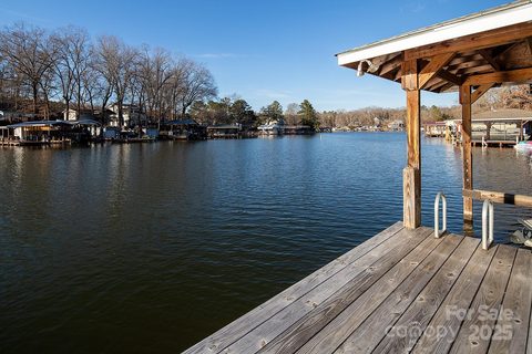 Previously sold for $408,000