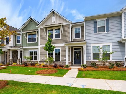 Previously sold for $499,465