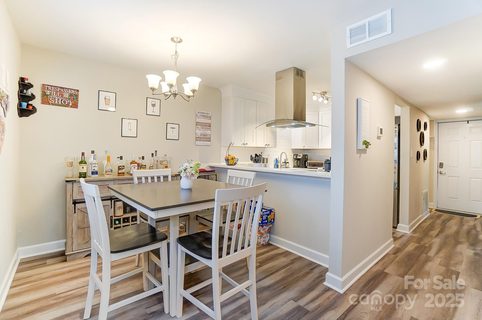 1605 Merry Oaks Road E sold condo in Woodmere, Charlotte, NC