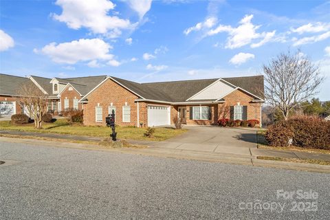 424 Huntington Woods Street sold home in Huntington Woods, Lenoir, NC