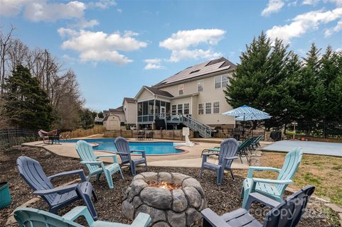 1203 Janrose Court