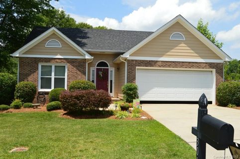 3010 Foxborough Court sold home in Riverwood, Gastonia, NC