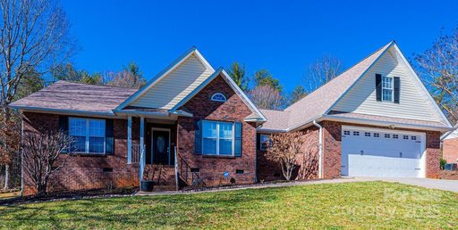 117 Clearwater Drive