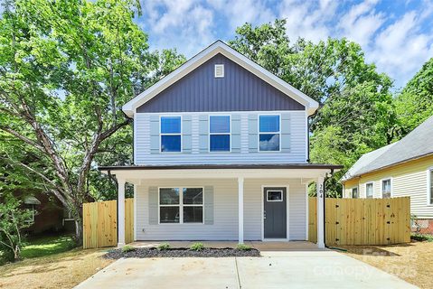 204 N Yadkin Avenue sold home in Newton Heights, Spencer, NC