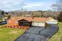 5513 Suttlemyre Lane sold home in Hickory, SC