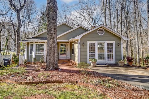 2811 Ashley Arbor Drive sold home in Mulberry Village, Fort Mill, SC