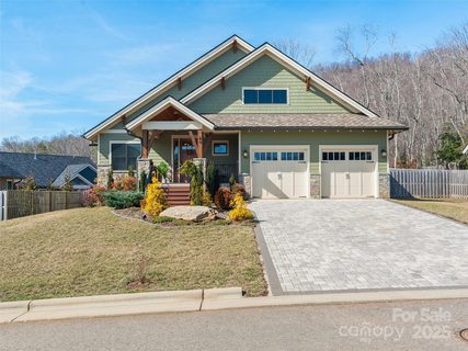 46 Starwood Valley Trail sold home in The Preserve At Avery'S Creek, Arden, NC