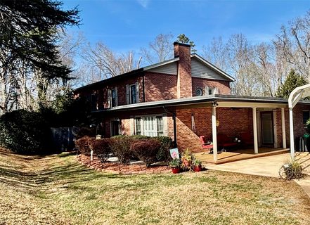 110 30th Avenue sold home in Fairview Park, Hickory, NC