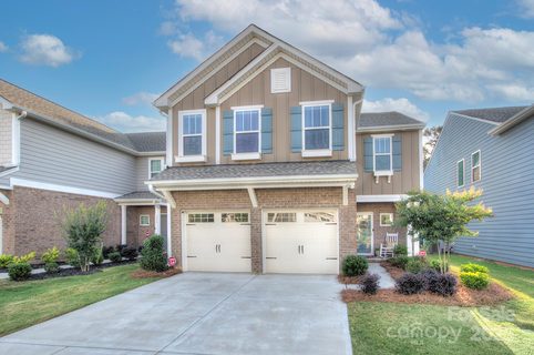 1244 Scotch Meadows Loop