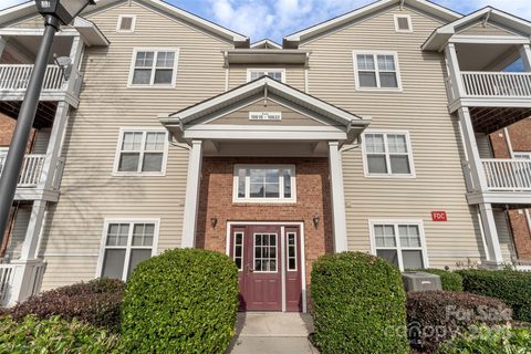 10628 Hill Point Court
