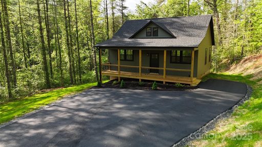 60 Country Cove Court sold home in Stone Creek, Leicester, NC