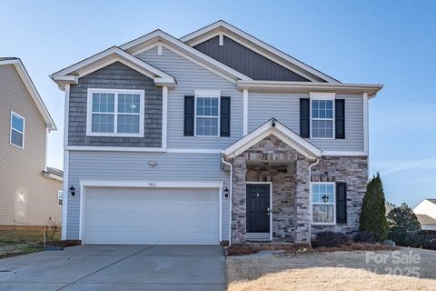 7821 Hereford Street sold home in The Farms At Backcreek, Charlotte, NC