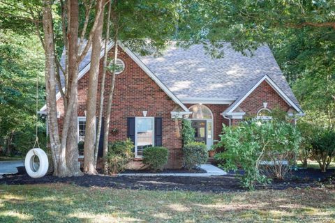 Previously sold for $223,000