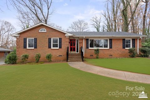 2044 Birchcrest Drive sold home in Darby Acres, Charlotte, NC