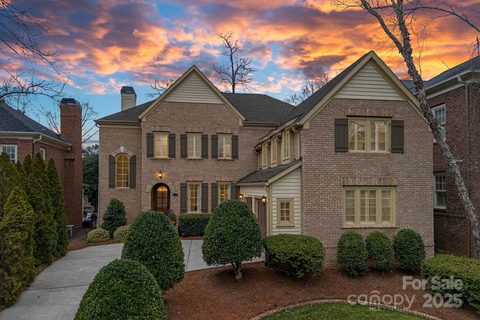 8908 Heydon Hall Circle