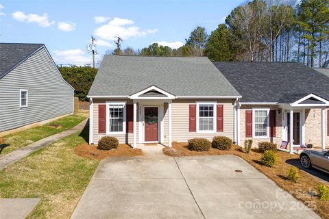 2065 Pin Oak Place sold townhome in Cramerton Oaks, Cramerton, NC